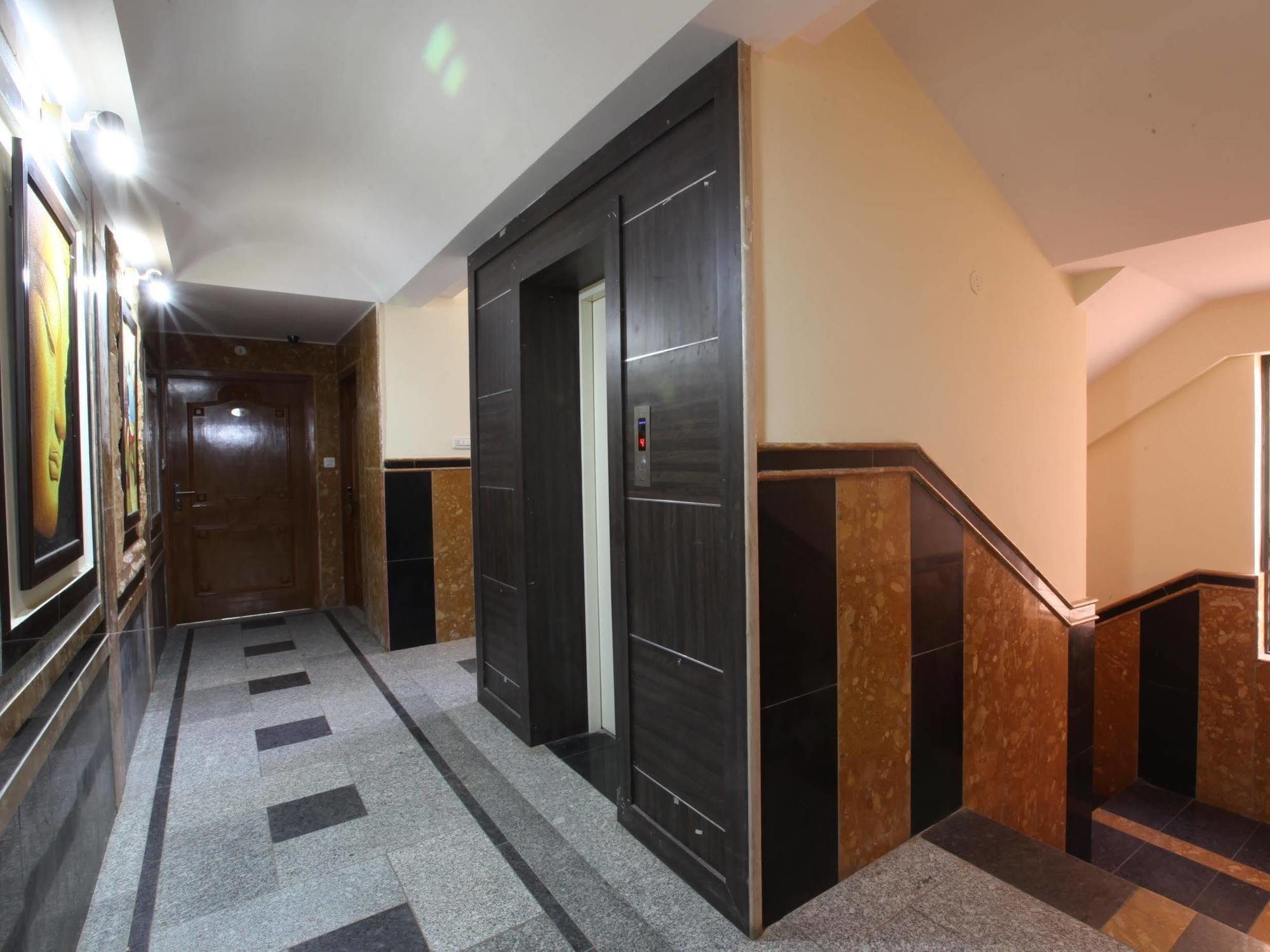 ทรีโบ เทรนด์ วูดส์วิลลา สวีท Hotel ชัยปุระ ภายนอก รูปภาพ
